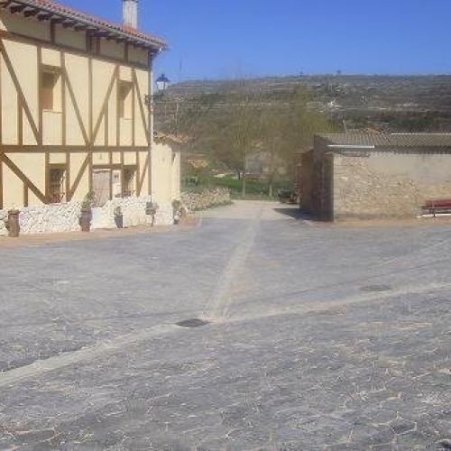 Pavimentación con hormigón impreso en Curiel de Duero
