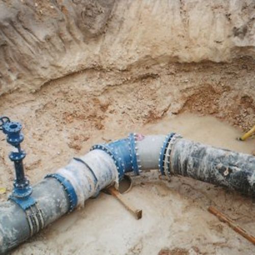 Instalacion de tubería para riego